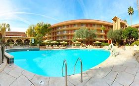 Embassy Suites Phoenix Airport